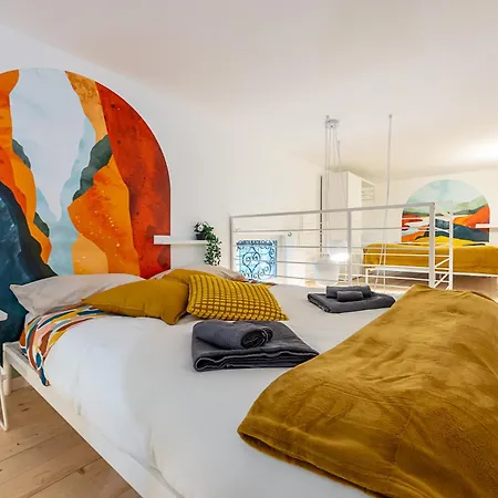 Madamin 9 - Contemporary In A Prestigious Building